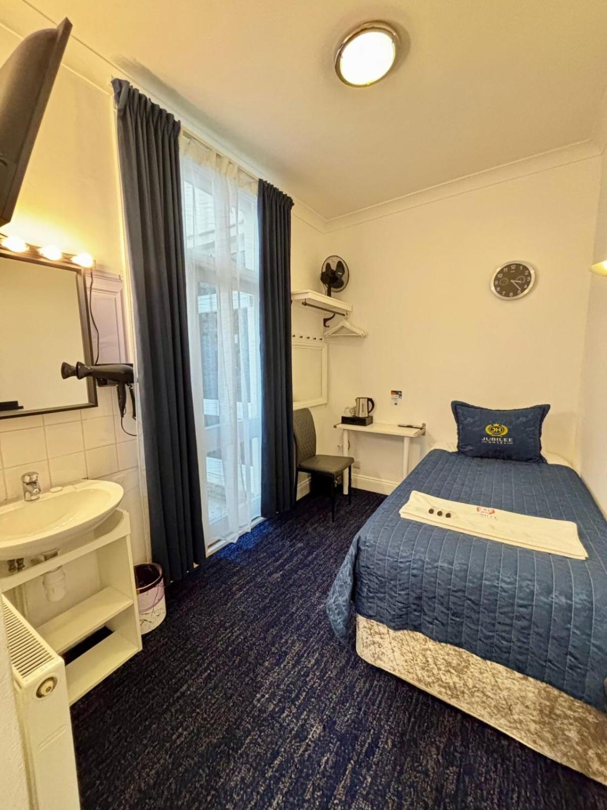 Jubilee Victoria Hotel London