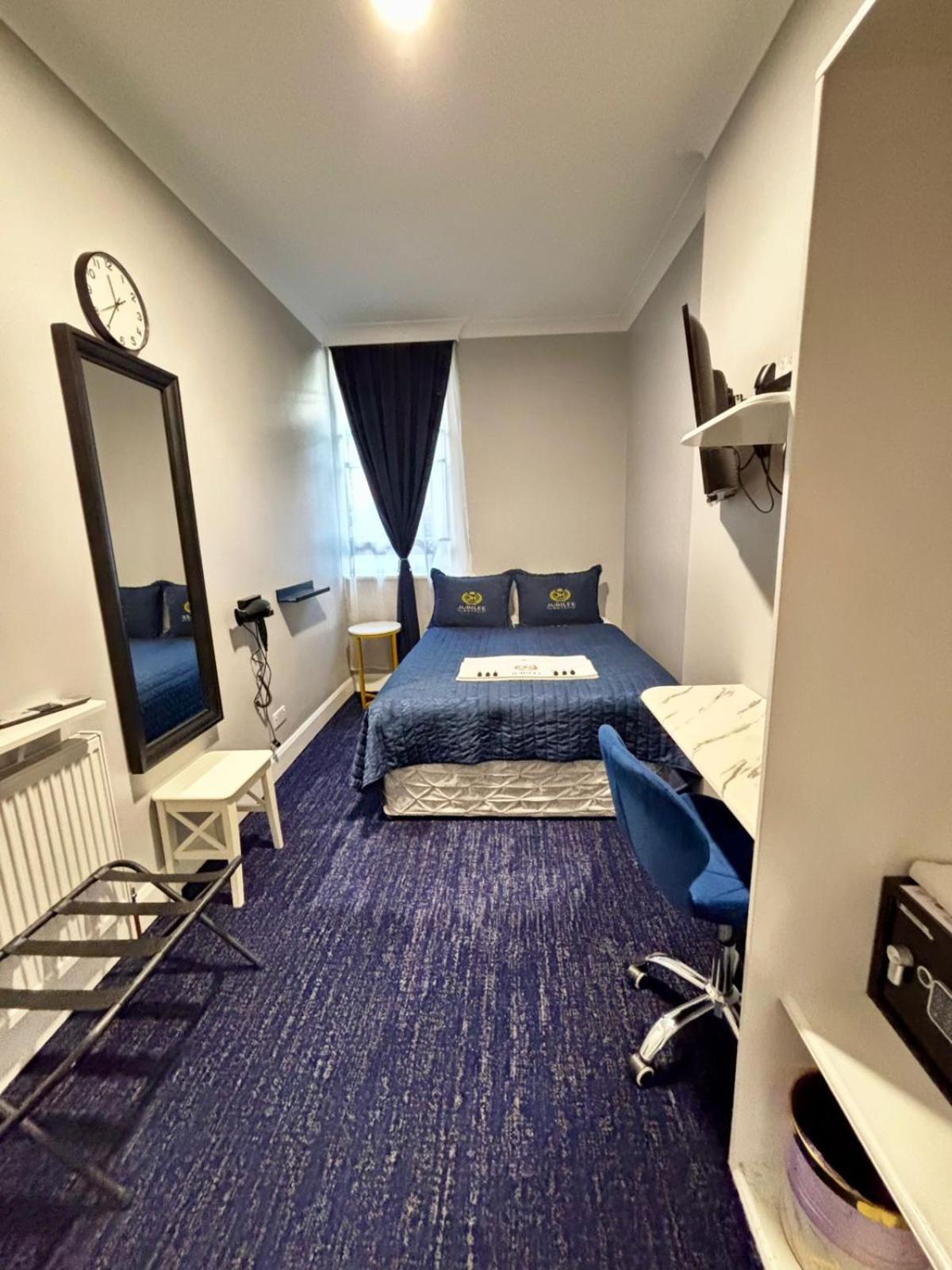 Hotel Jubilee Victoria London